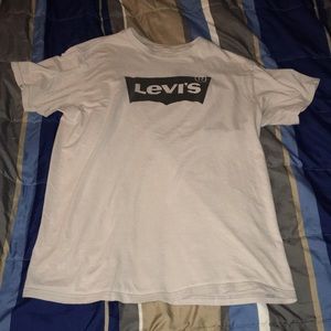 Levi’s men’s short sleeve shirt large